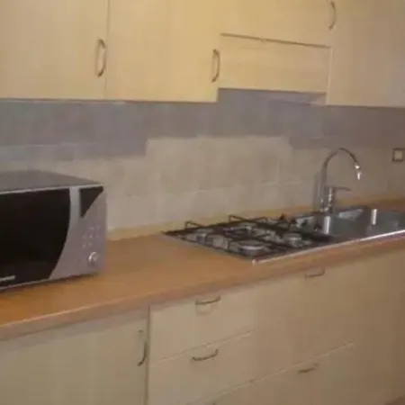 Flora Quinz سابادا